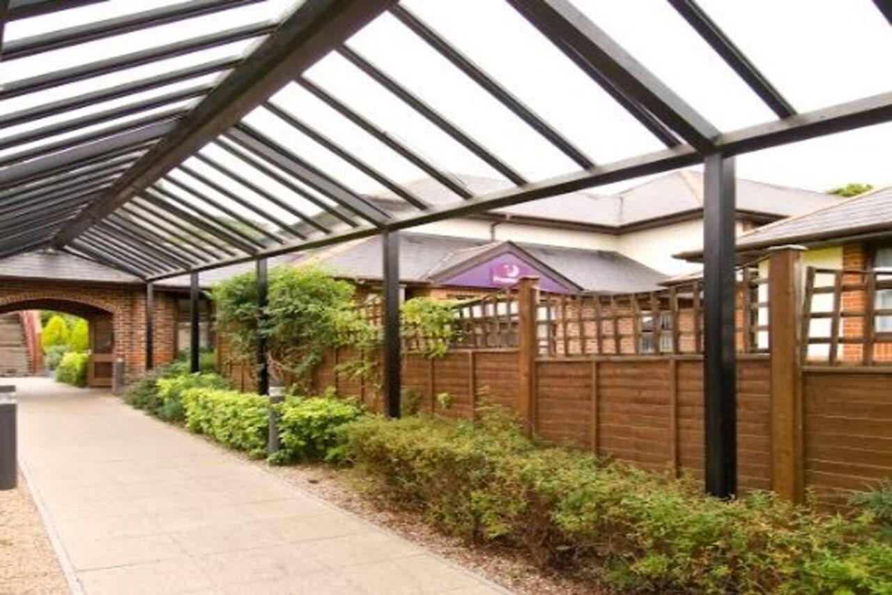Premier Inn High Wycombe/Beaconsfield 외부 사진