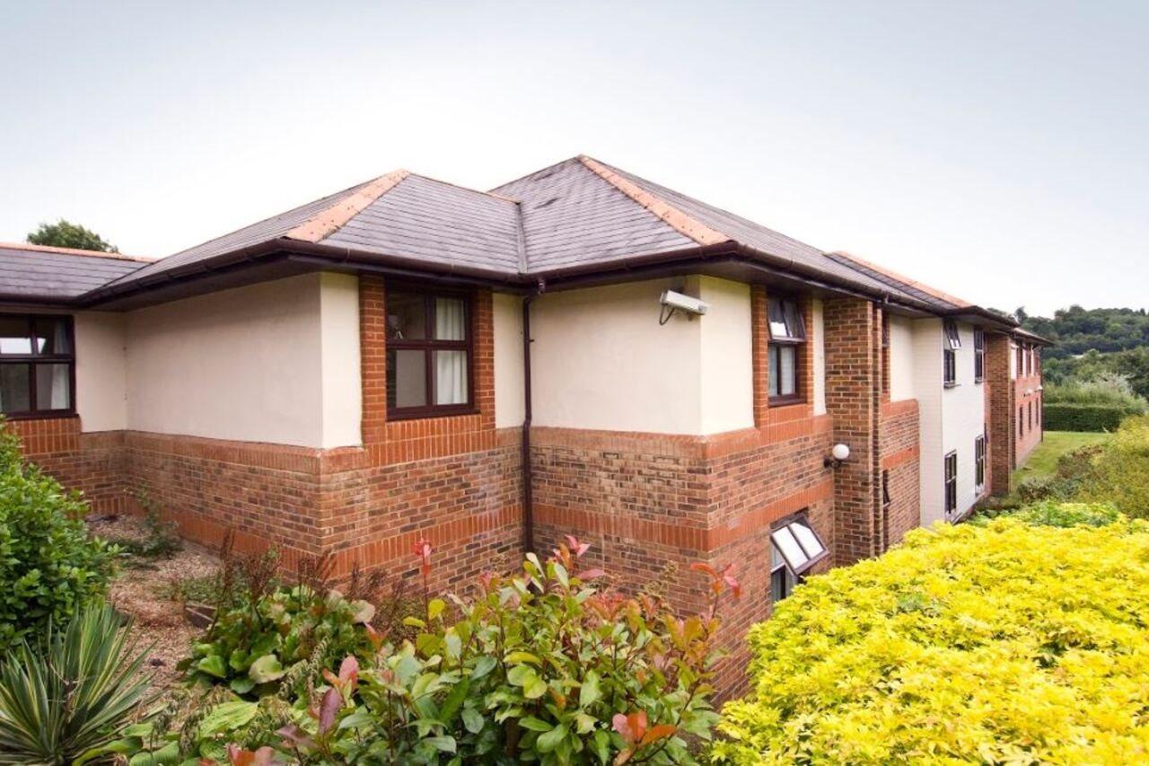 Premier Inn High Wycombe/Beaconsfield 외부 사진