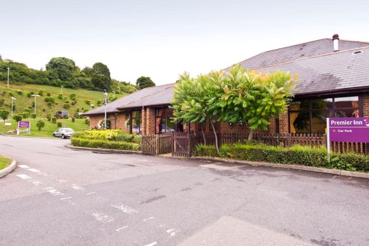 Premier Inn High Wycombe/Beaconsfield 외부 사진