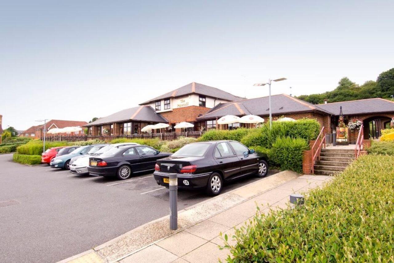 Premier Inn High Wycombe/Beaconsfield 외부 사진