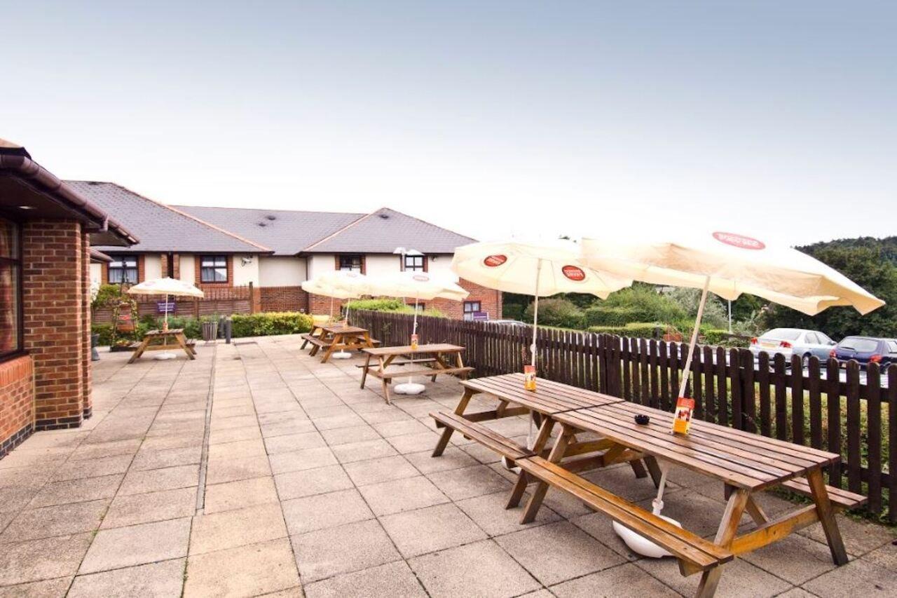 Premier Inn High Wycombe/Beaconsfield 외부 사진