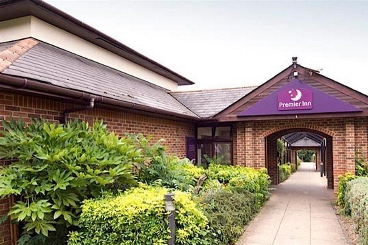 Premier Inn High Wycombe/Beaconsfield 외부 사진